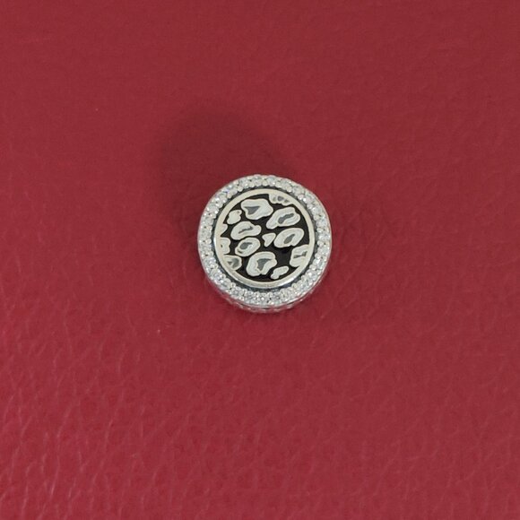 Pandora Black Leopard Print Exclusive Bead Charm S925 Silver with box - Picture 7 of 8